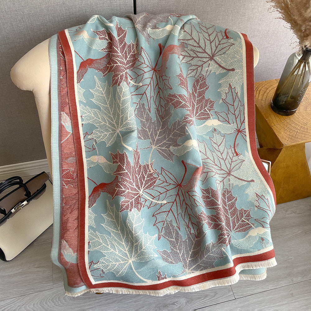 Lenço de Caxemira Artificial - Elegante Estampa de Folhas de Bordo para Mulheres - O Retalho