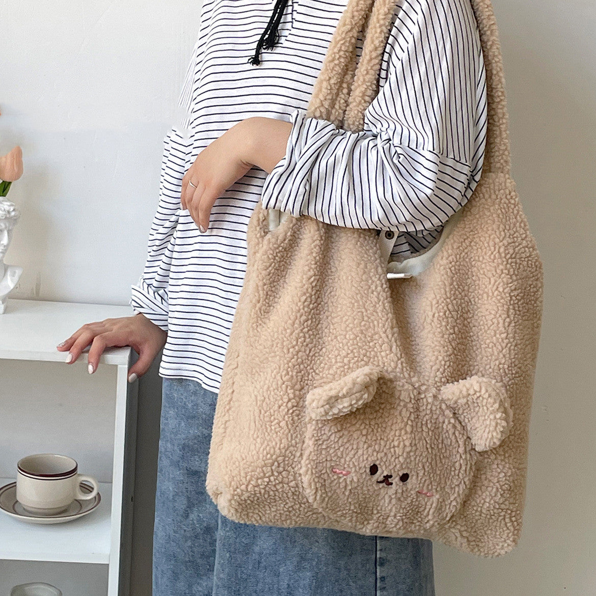 Bolsa personalizada para mulheres com design 3D de urso de desenho animado 🐻🌸 - O Retalho