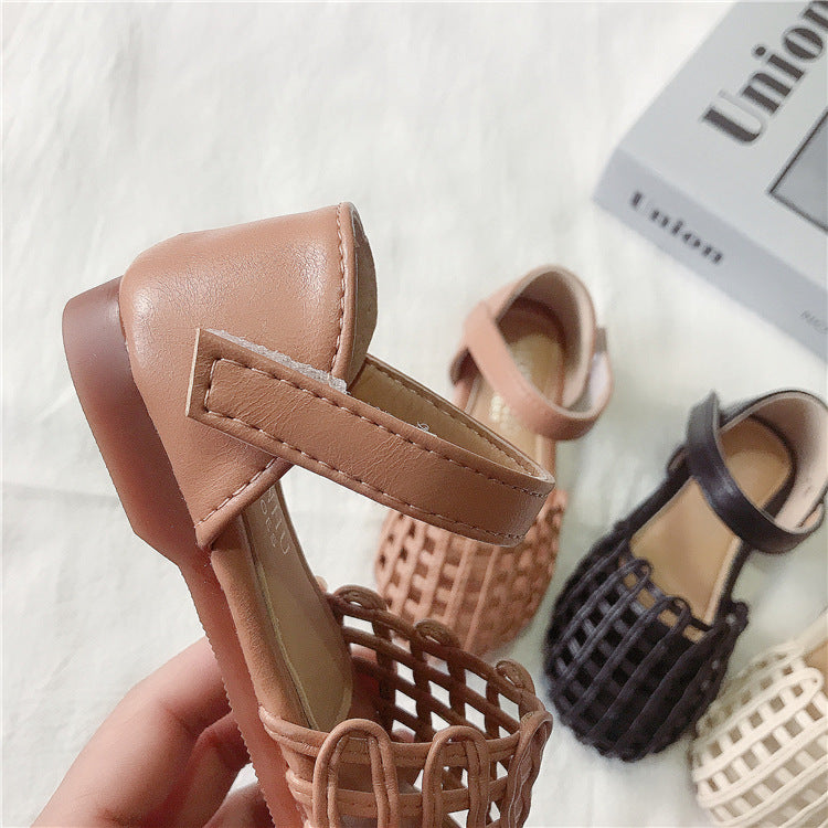Sapatos femininos com sola macia e biqueira trançada - O Retalho